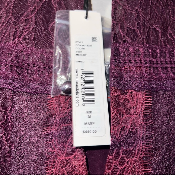 NWT Alice + Olivia Purple Sleeveless Silk Blouse with embellishments - Picture 4 of 6